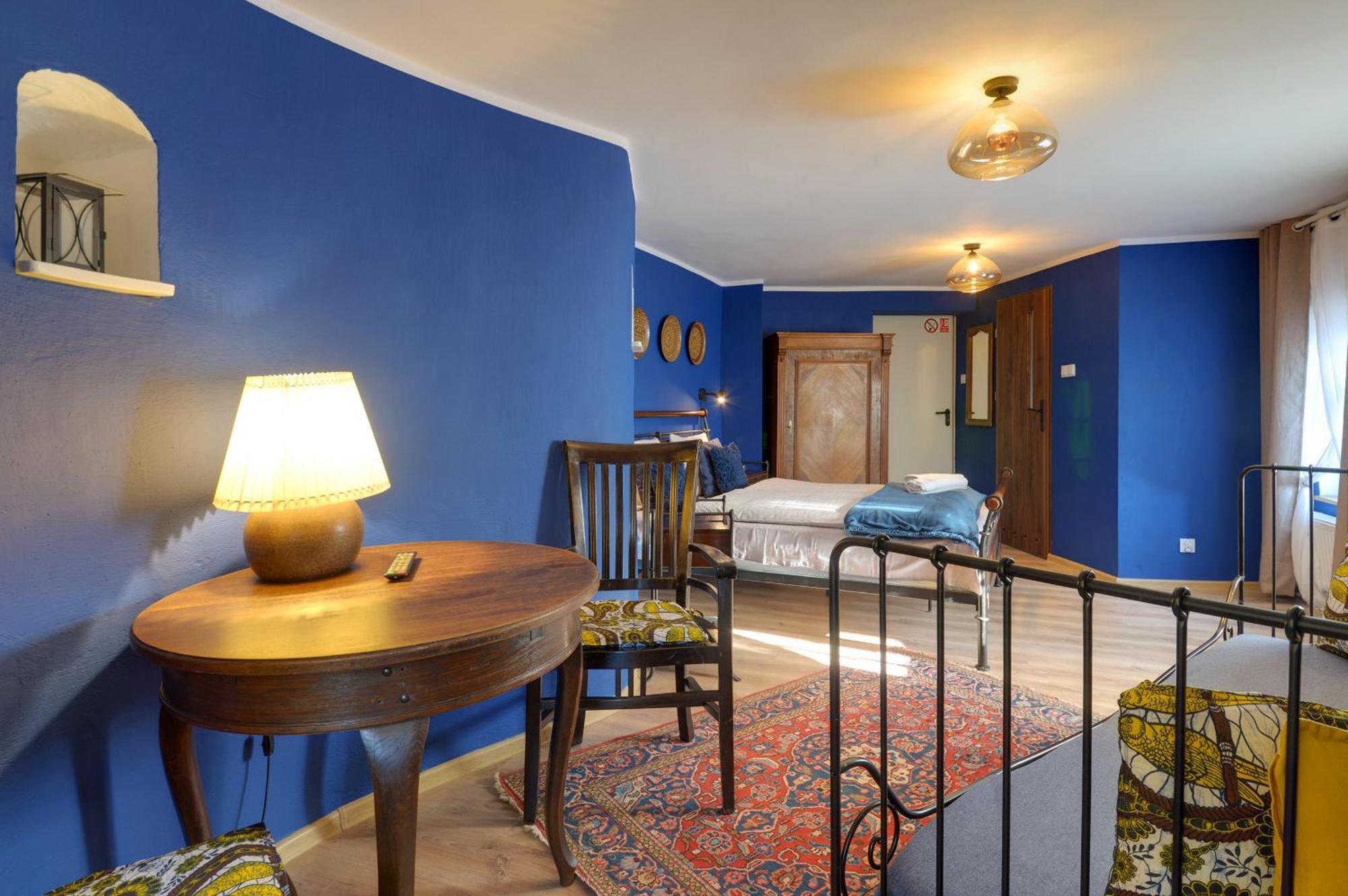 Baszta Grodzka Hostel เยเลเนียกูรา ภายนอก รูปภาพ