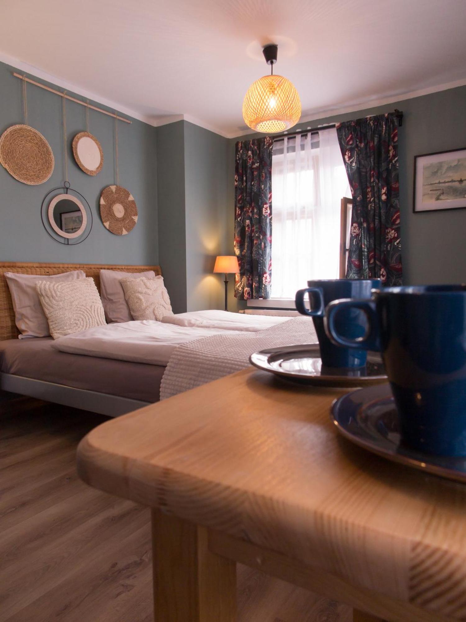 Baszta Grodzka Hostel เยเลเนียกูรา ภายนอก รูปภาพ